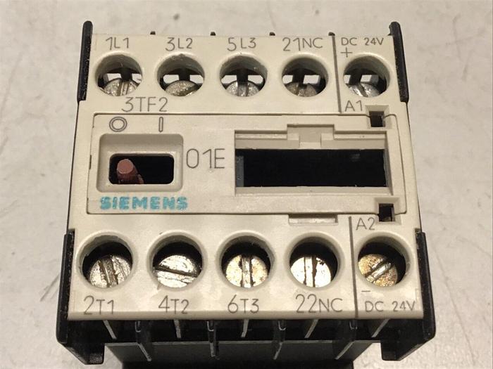 Used SIEMENS Contactor 3TF2001-0BB4 #120285