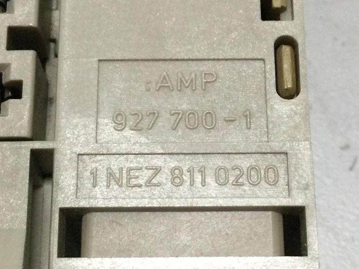 Used SIEMENS Terminal Strip 1NEZ8110200 #110964