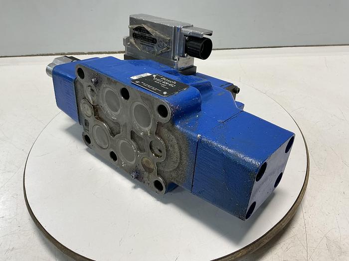 Used BOSCH 0 811 404 615