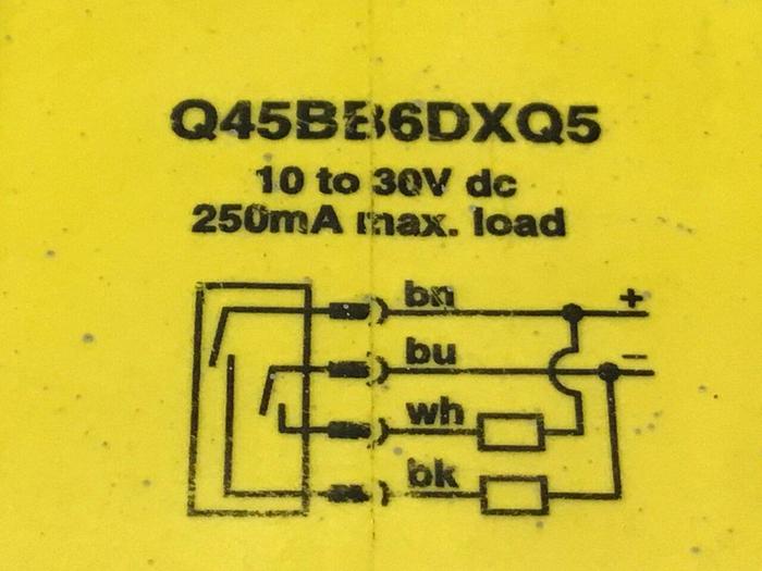 Used BANNER ENGINEERING Photoelectric Sensor Q45BB6DXQ5 #128515