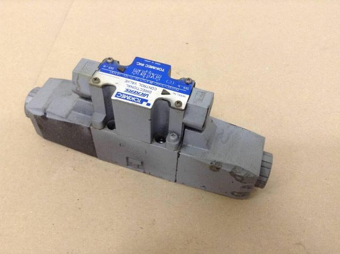 Used VICKERS Directional Control Valve DG4VC36CMPS2H750JA100 #71239
