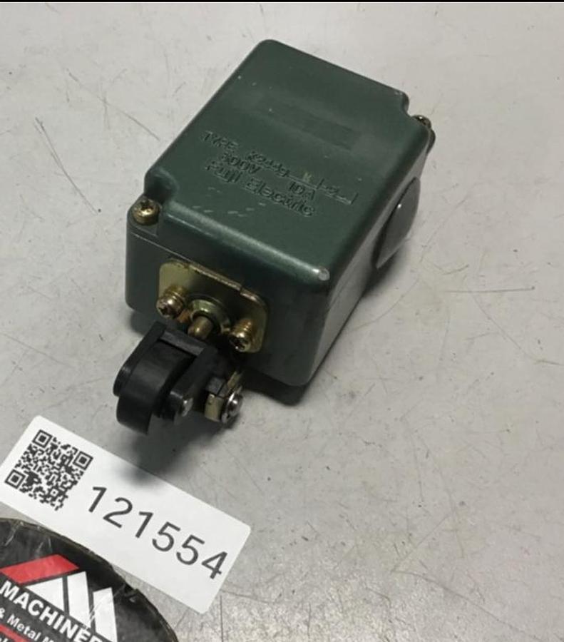 Used FUJI ELECTRIC Limit Switch K244GR-2 USED