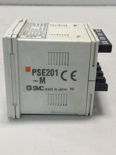 Used SMC Pressure Sensor PSE201-M #104145