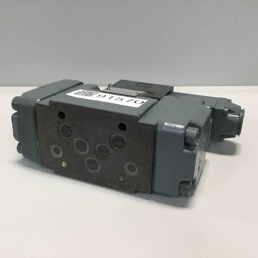 Used REXROTH Valve 4WEH10D406AG24NETZ4 Used