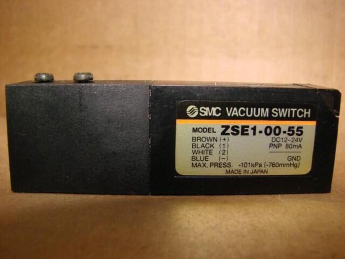 Used SMC Vacuum Switch ZSE1-00-55 #21808