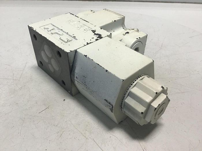 Used YUKEN Directional Valve DSG-01-2B3-D24-50330-L Used