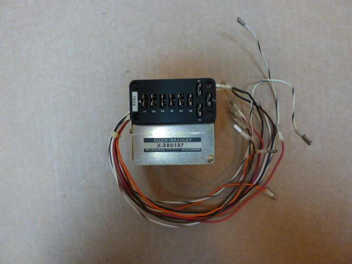 Used ALLEN BRADLEY Power Supply X-380187 #27735