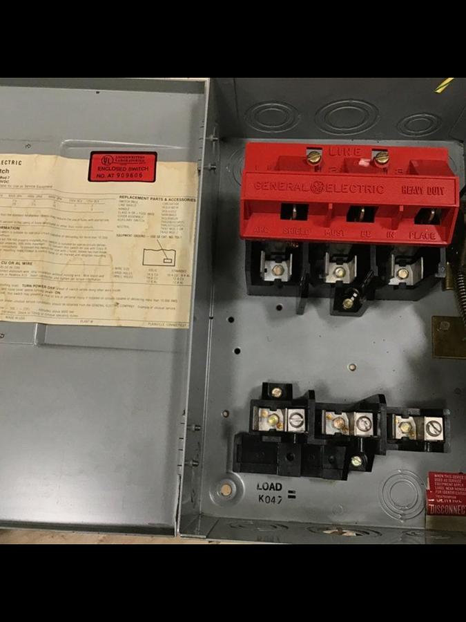 Used GENERAL ELECTRIC / GE 30 Amp Safety Switch TH3361 USED
