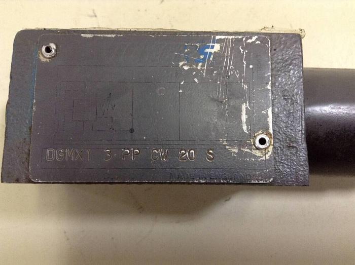 Used VICKERS Valve DGMX13PPCW20S #68378