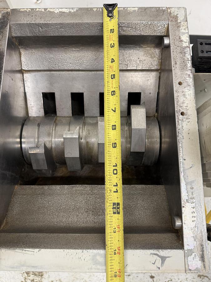 Used FBE Corp SR-1013 Screenless Grinder Granulator USED #152821  Needs to be Cleaned DIMS