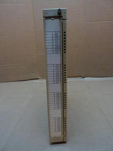 Used SIEMENS Digital Output Module 6ES5 451-7LA11 #57756