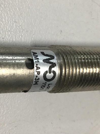 Used AUTOMATION DIRECT Proximity Sensor Switch AM1-AP-3H #112945