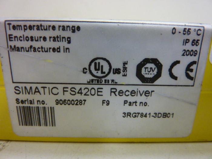 Used SIEMENS Light Curtain Receiver 3RG7841-3DB01 #51981
