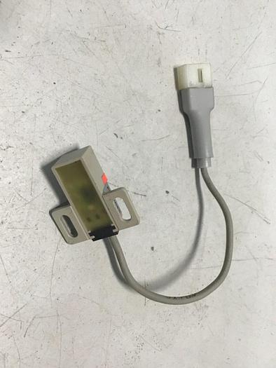 Used FUJI ELECTRIC Proximity Switch PE-B4D3 #128355