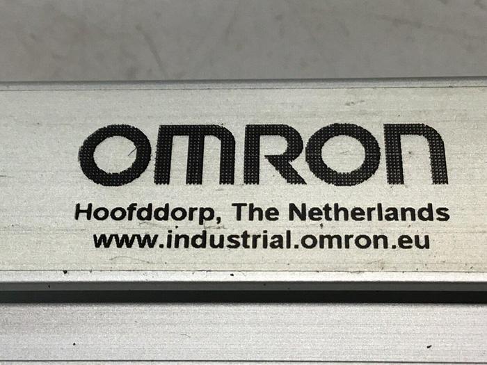 Used OMRON Safety Sensor F3ET2-005-300 USED #141802