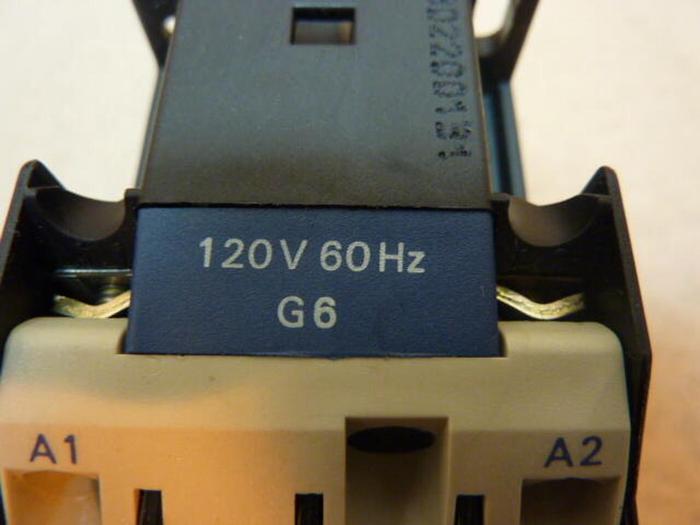 Used TELEMECANIQUE Relay CA2DN2222E #35292