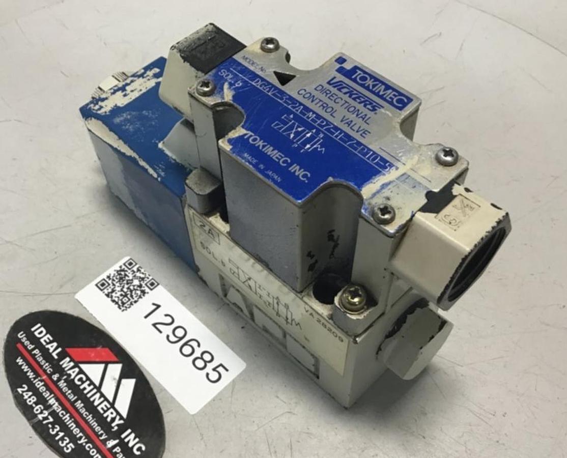 Used VICKERS Directional Control Valve DG4V32AMP7H7P1050 USED