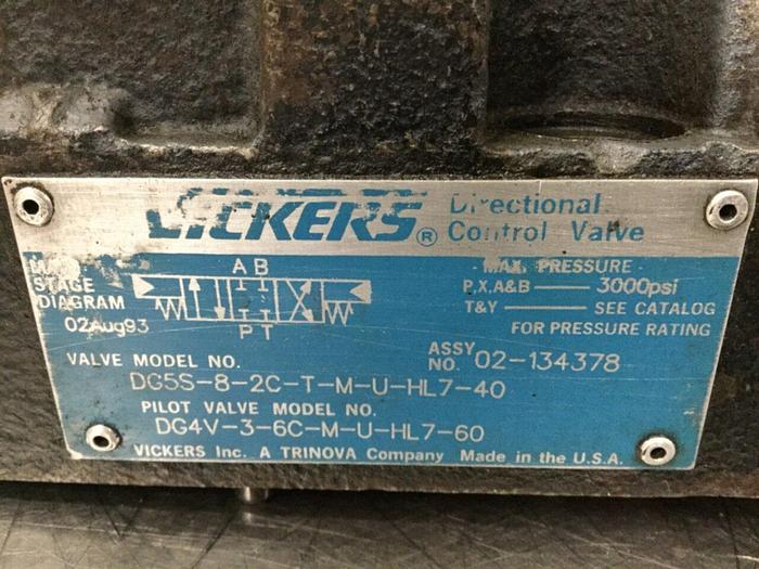Used VICKERS Valve DG5S82CTMUHL740 Used