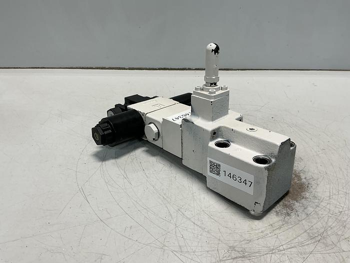 Used TOKIMEC DG4VS-3-0C-M-P7-H-7-P12-52