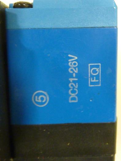 Used SMC Solenoid Valve VSS8-8-FHG-D-3EZ-V1 #66863