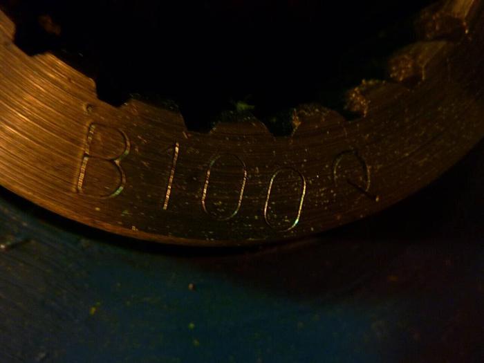 Used VICKERS Screw Motor HM/B100/Q/F3/30/PL322 Used