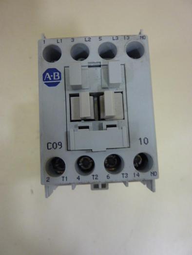 Used ALLEN BRADLEY Contactor 100-CO9Z.10 SER A #59901
