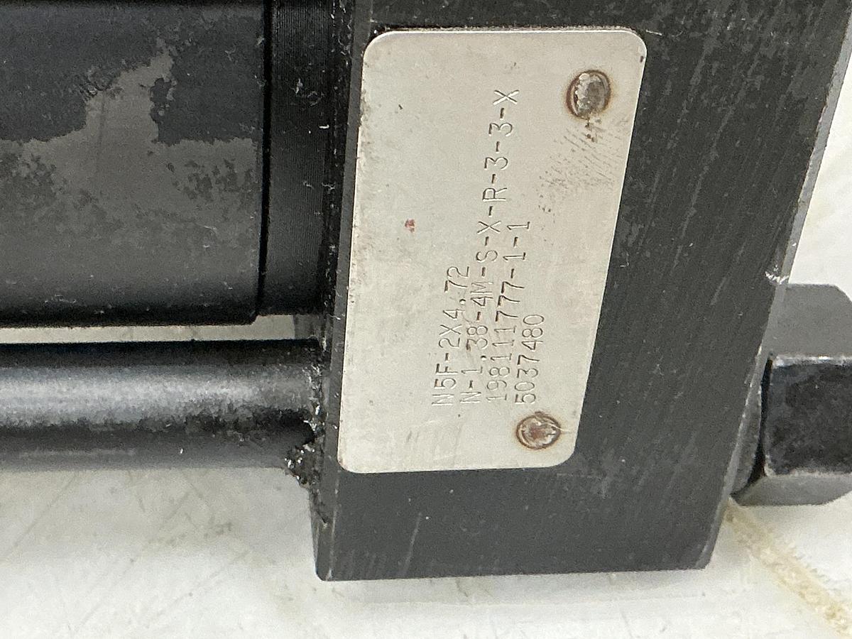 Used CINCINNATI MILACRON 5038041