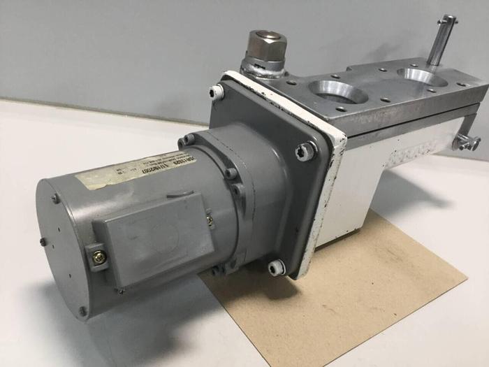 Used HITACHI Gear Motor w/ Feed Throat Slide CAV19-010-10 USED