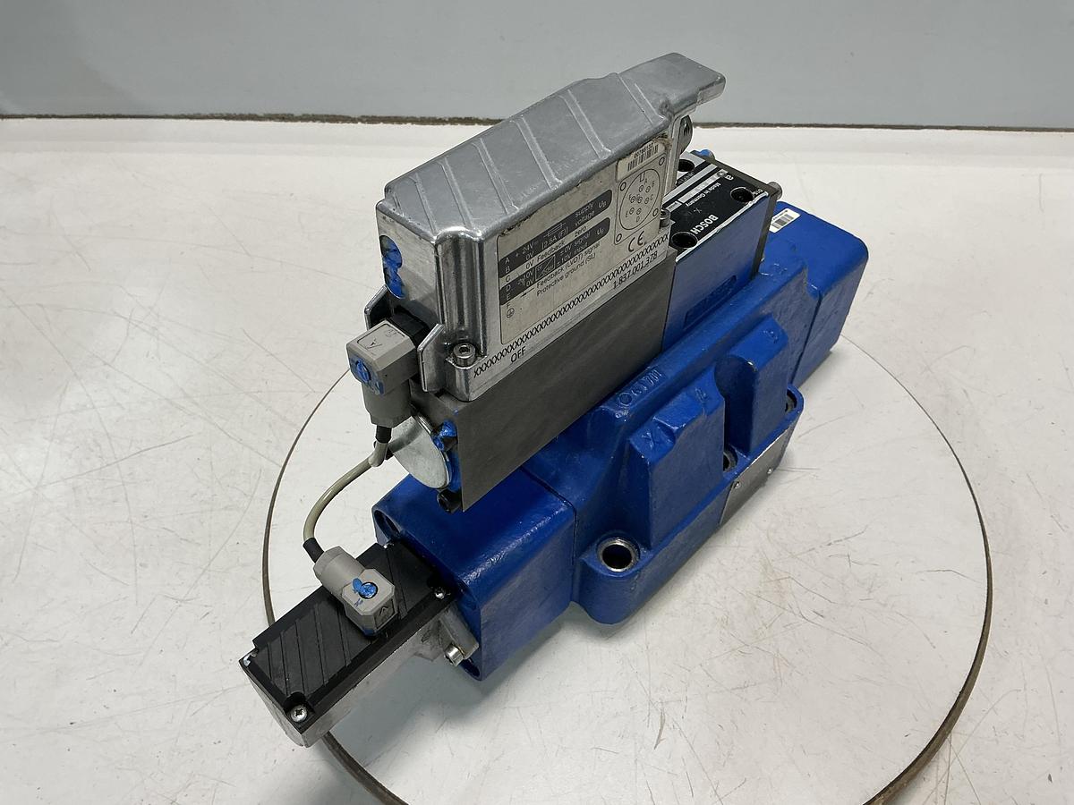 Used BOSCH 0 811 404 602