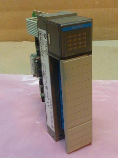 Used ALLEN BRADLEY Output Module 1746-OV16 SER C #35324