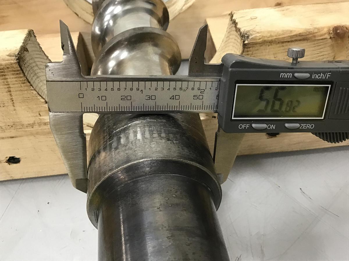 Used VAN DORN 30180 SCREW USED #119376