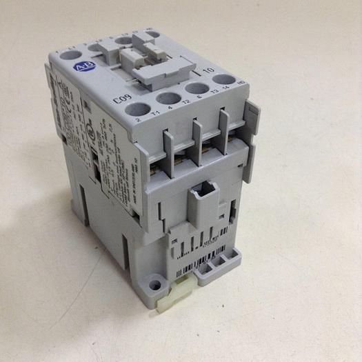Used ALLEN BRADLEY Contactor 100-C09.10 SER A #82530