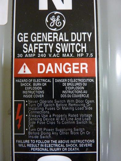 Used GENERAL ELECTRIC 30 Amp Safety Switch TG3221 #54895