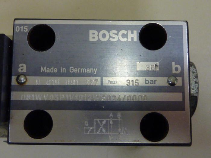 Used BOSCH Directional Valve 0 810 091 227 #54148