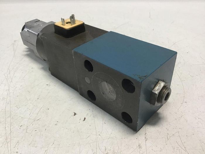 Used BOSCH Valve 0 811 402 012 #137396