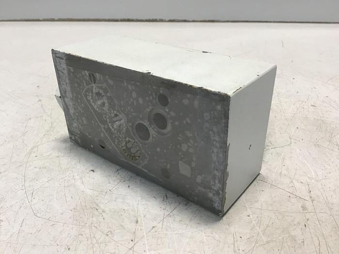 Used VICKERS Valve DGMDC-5-Y-PK-30J USED