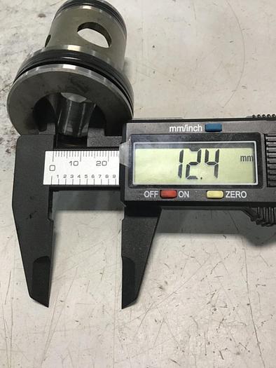 Used VICKERS Cartridge Valve Insert 25-D10-30 USed