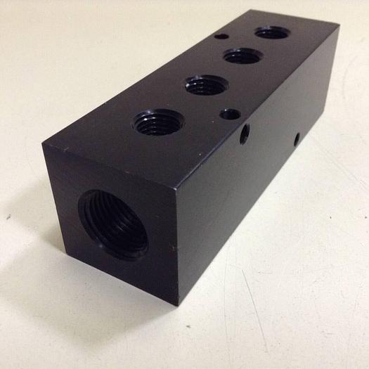 Used POLYCONN Manifold PCM30-250-04B #88350