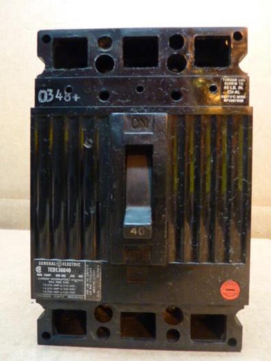 Used GENERAL ELECTRIC / GE 40 Amp Industrial Circuit Breaker TED136040 #34586