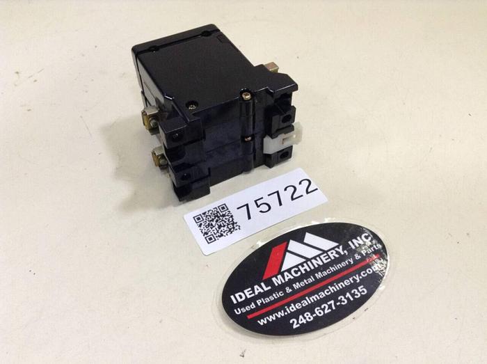 Used FUJI ELECTRIC 10 Amp Circuit Breaker CP32D-10 #77582