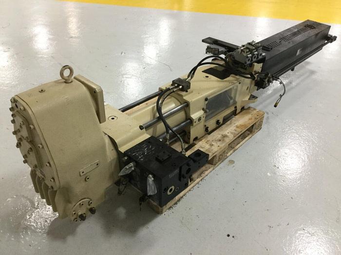 Used HUSKY 17 Oz Injection Unit H300 RS55/50 / IU Used