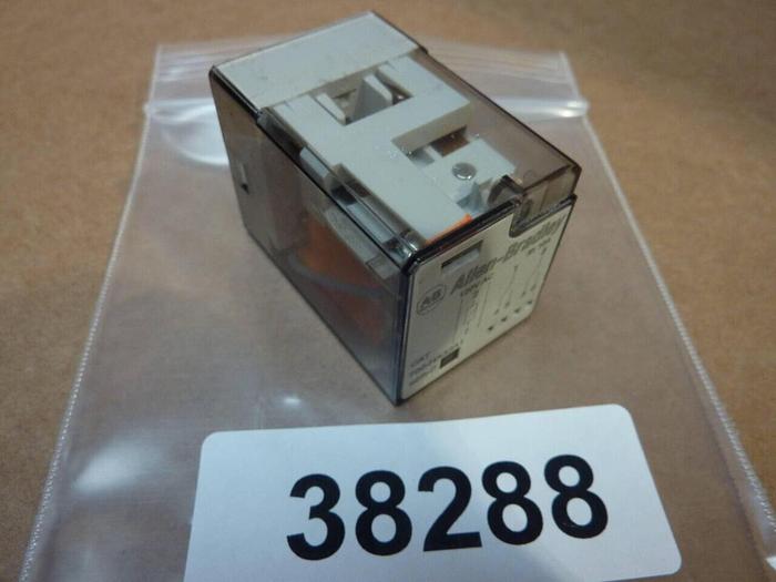 Used ALLEN BRADLEY Relay 700HA32A1 SER D #38288