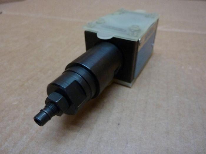 Used VICKERS Relief Valve DGMC-3-AT-BW-41 #24234