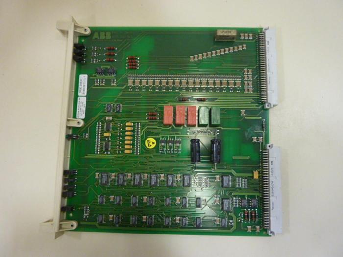 Used ABB Circuit Board DSQC 256A 3HAB2211-8/1 #62795