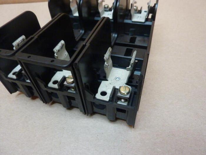 Used WESTINGHOUSE 30 Amp Fuse Holder W633HA #33172