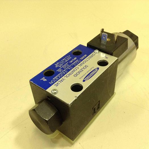 Used INTERNATIONAL Solenoid Directional Control Valve DG03-7A-24VDC82DN #80152