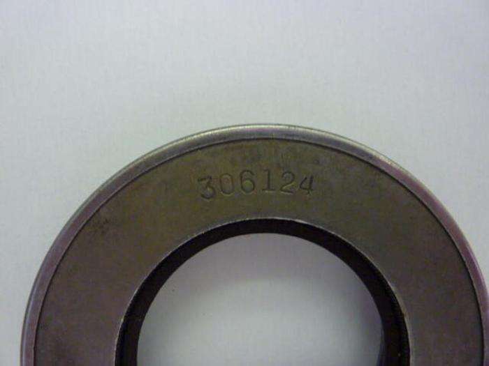 Used CR INDUSTRIES Oil Seal 306124 Used DNL SCRAPPED