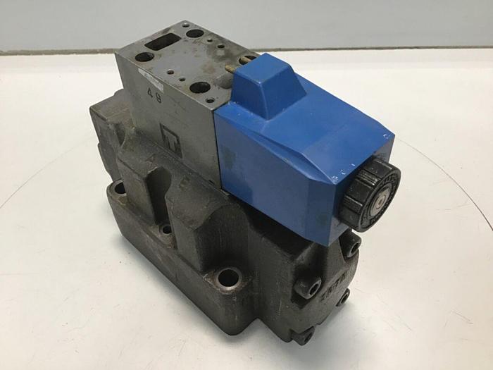 Used VICKERS Valve DG3V72AE10JASM01Z #115414