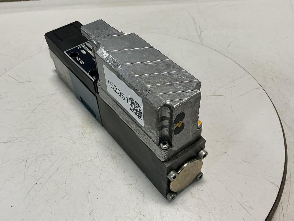 Used BOSCH 0 811 404 142