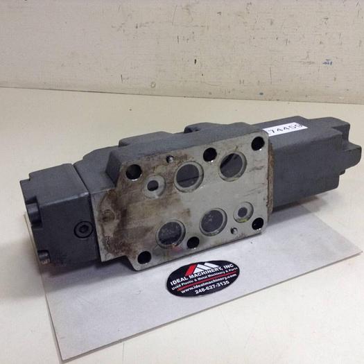 Used REXROTH Hydraulic Valve 4WRZ25W332550/6A24N9EK4 #74459